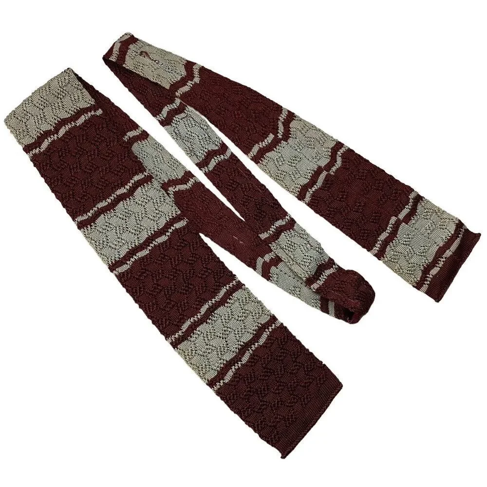 Vintage 1940s Cheney Cravats Men's Tie Striped Gray Maroon Knit Square Skinny